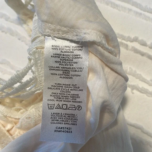 NWOT Loft lace tank - x- small - Picture 6 of 6